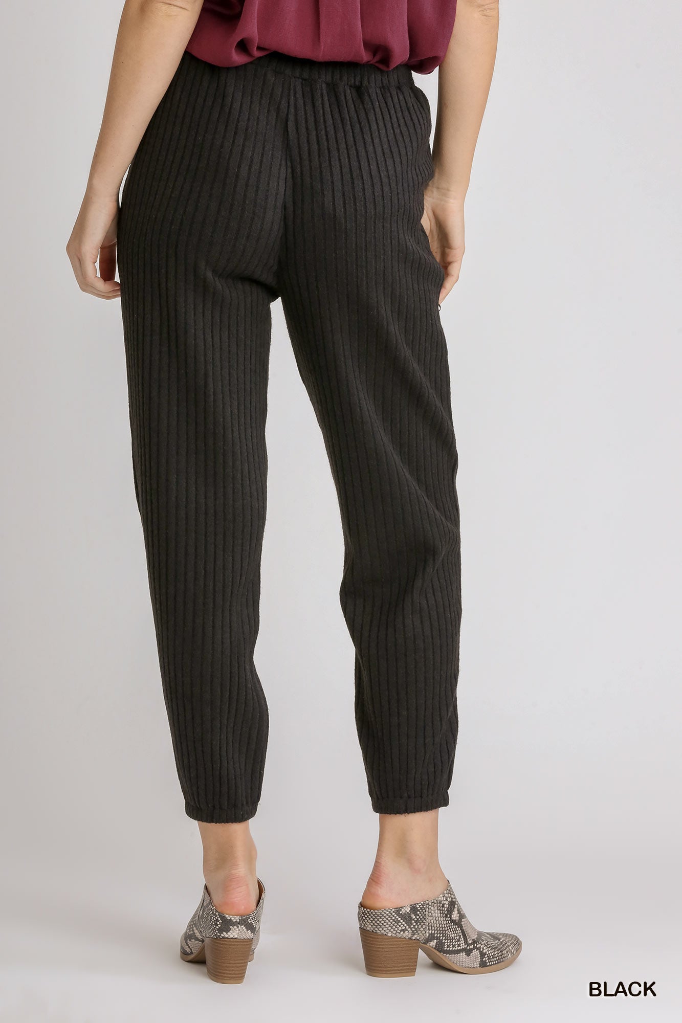 Umgee Ribbed Knit Elastic Waistband Pockets Jogger