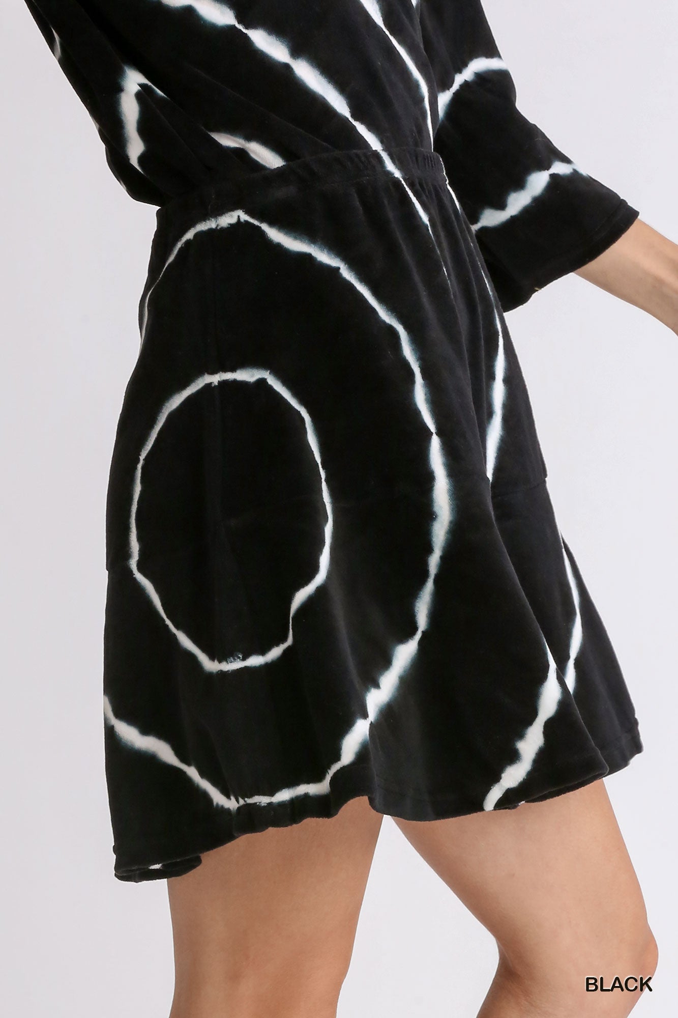 Umgee Knit Tie Dye Crushed Velvet Mini Skirt