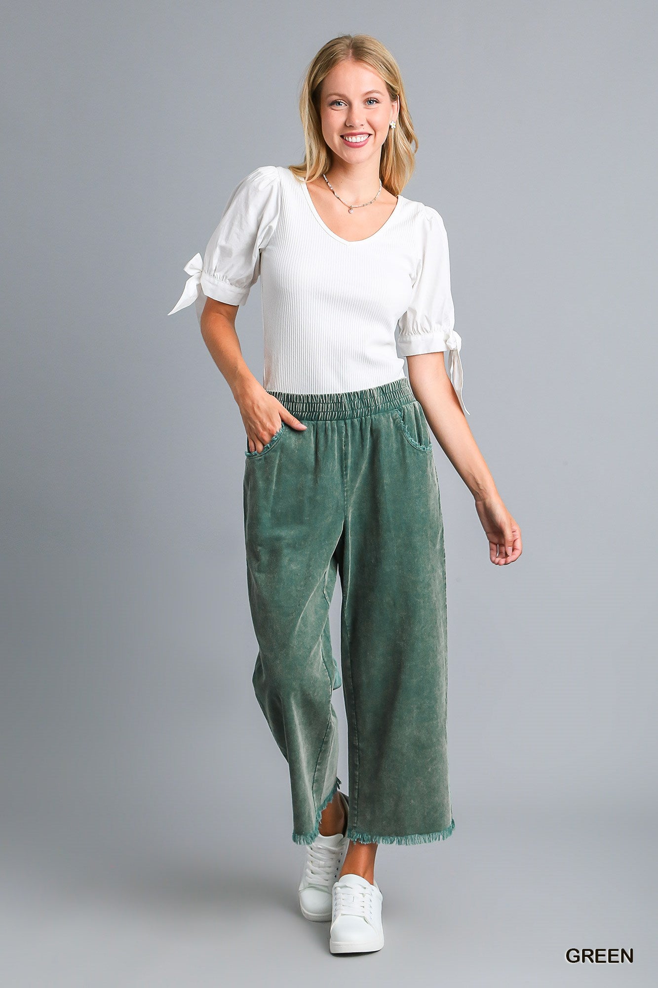 Umgee Elastic Waist Stone Wash Wide Leg Frayed Hem Pockets Pant