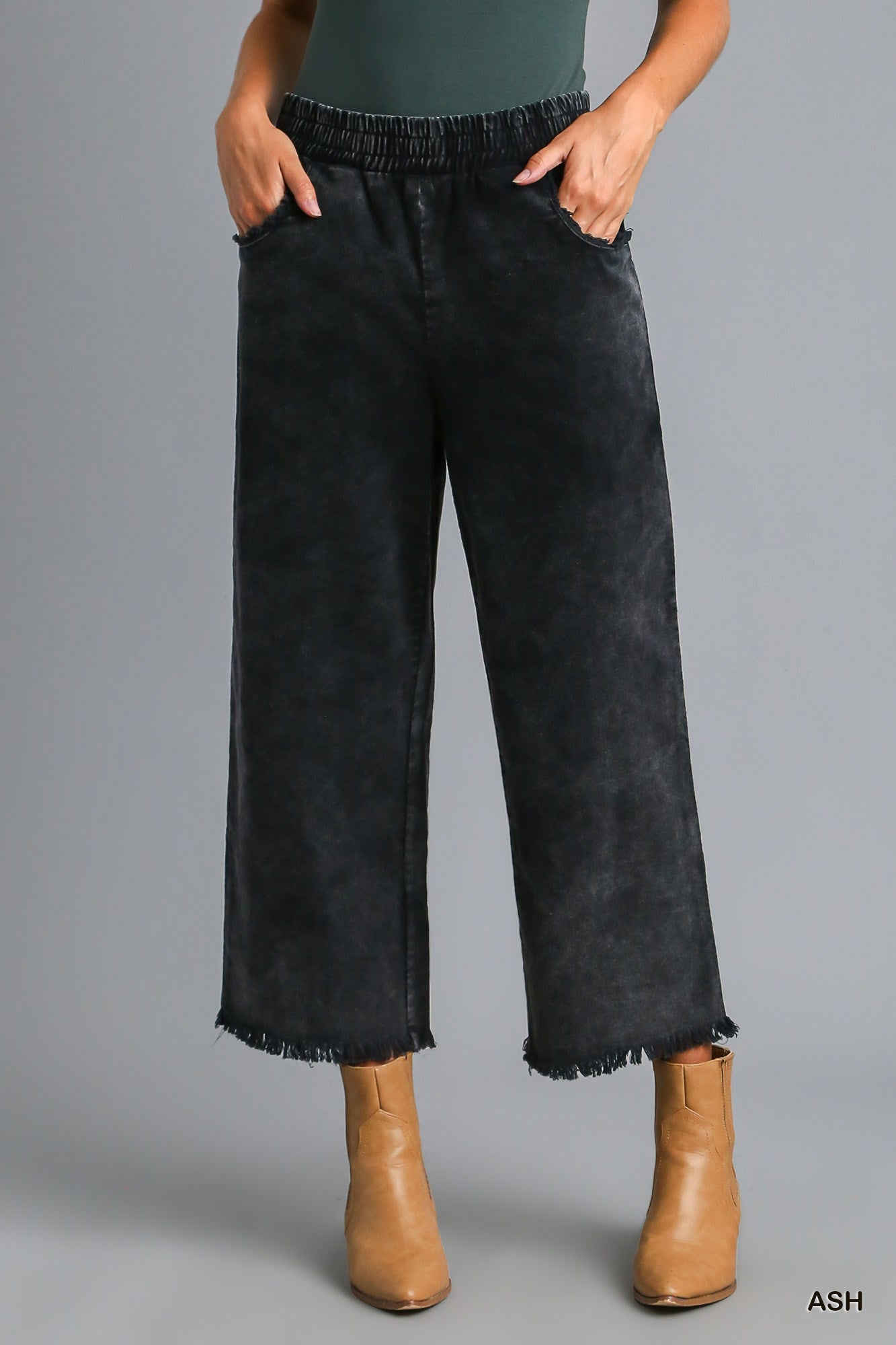 Umgee Elastic Waist Stone Wash Wide Leg Frayed Hem Pockets Pant