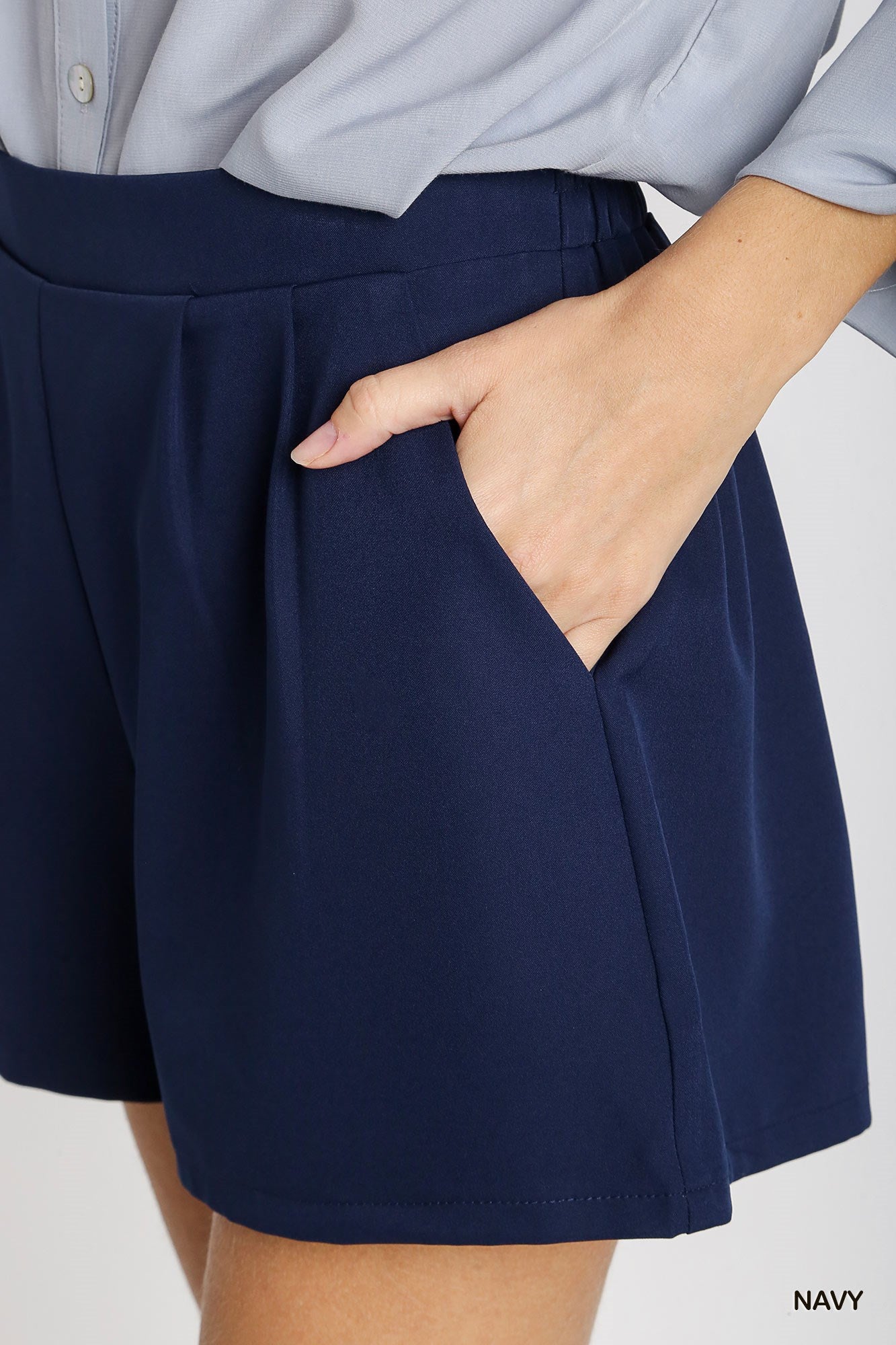 Umgee Elastic Waistband Pleated Side Pockets Shorts