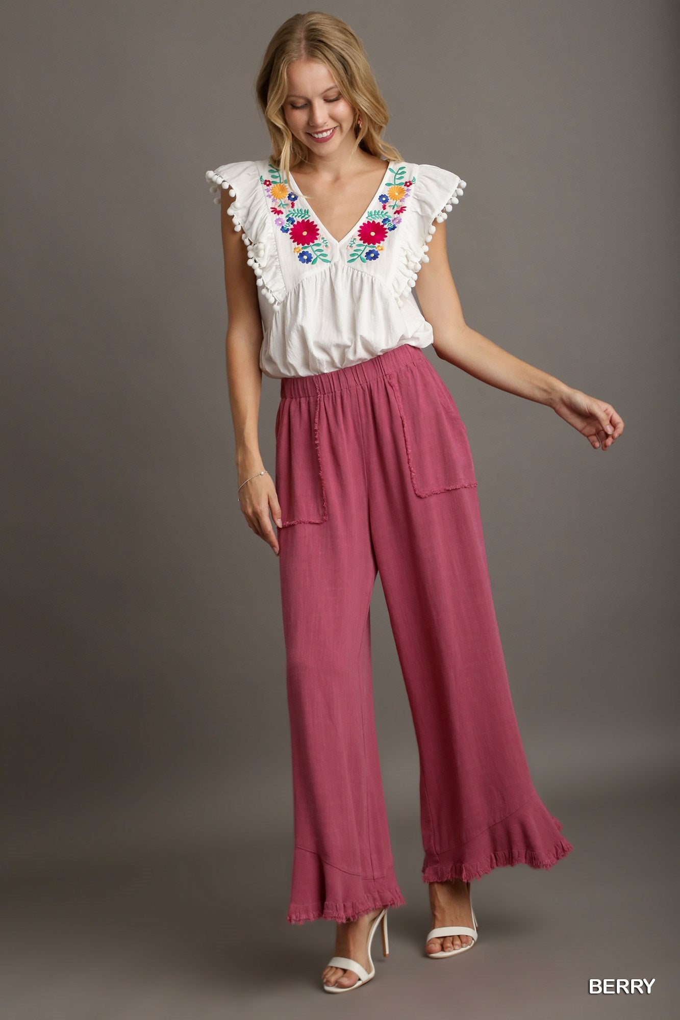 Umgee Linen Blend Elastic Waist Band Wide Frayed Hem Pants