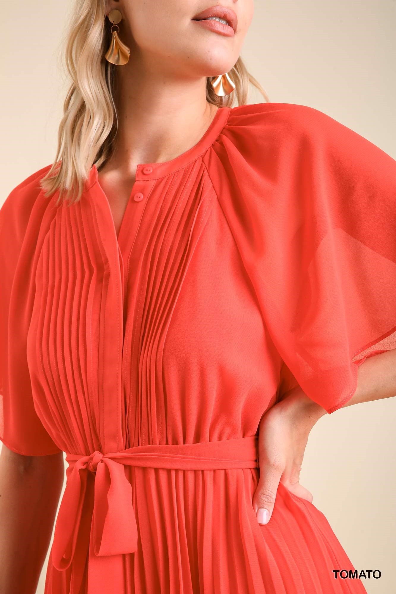 Umgee Pintuck V-Notch Adjustable Front Waist Tie Dress - Roulhac Fashion Boutique