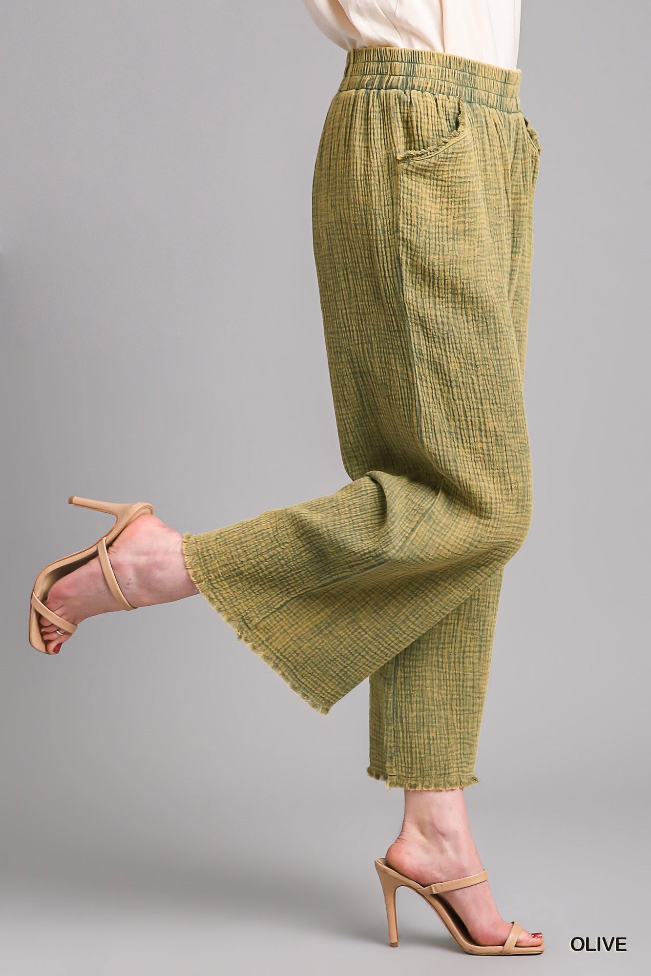 Umgee Mineral Wash Elastic Waistband Frayed Hem Side Pockets Pants