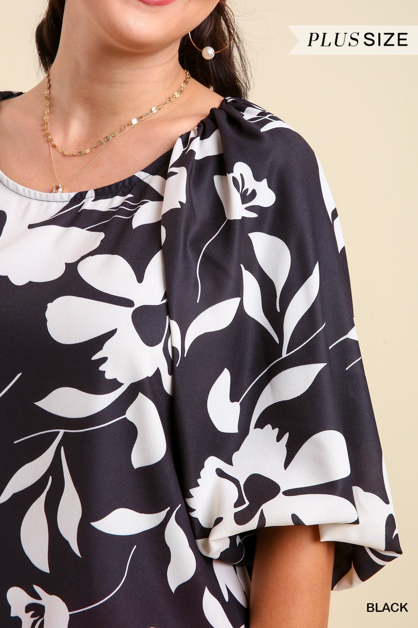 Umgee Plus Flower Print 3/4 Cuffed Long Sleeve Top