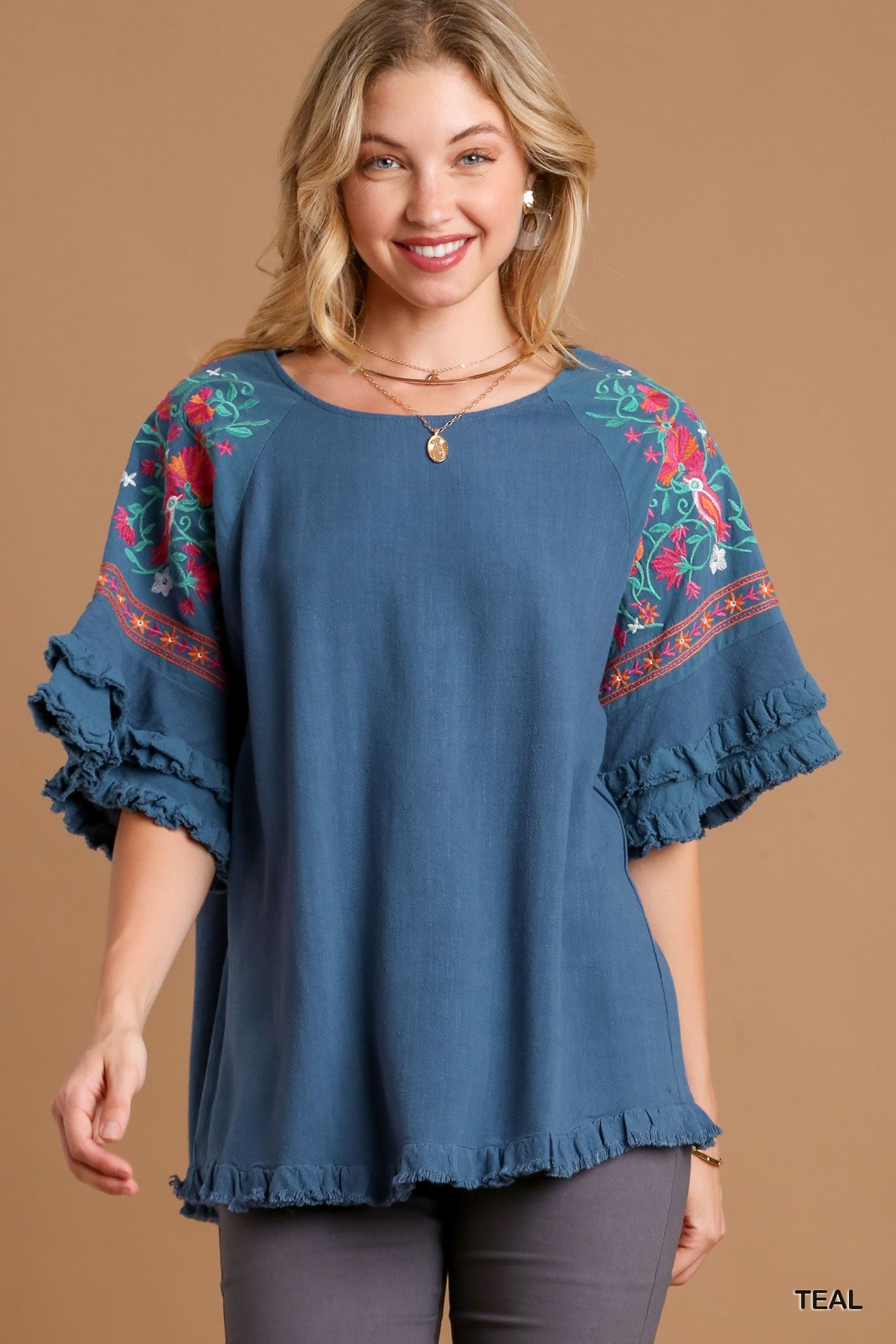 Umgee Embroidery Sleeve & Unfinished Frayed Hem Linen Blend Top