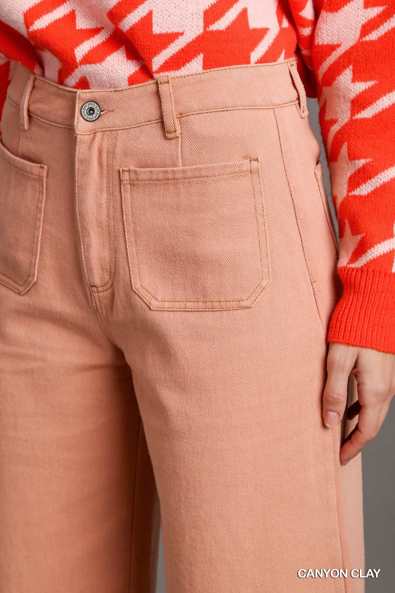 Umgee Regular Wash Front Back Pockets Frayed Hem Pants