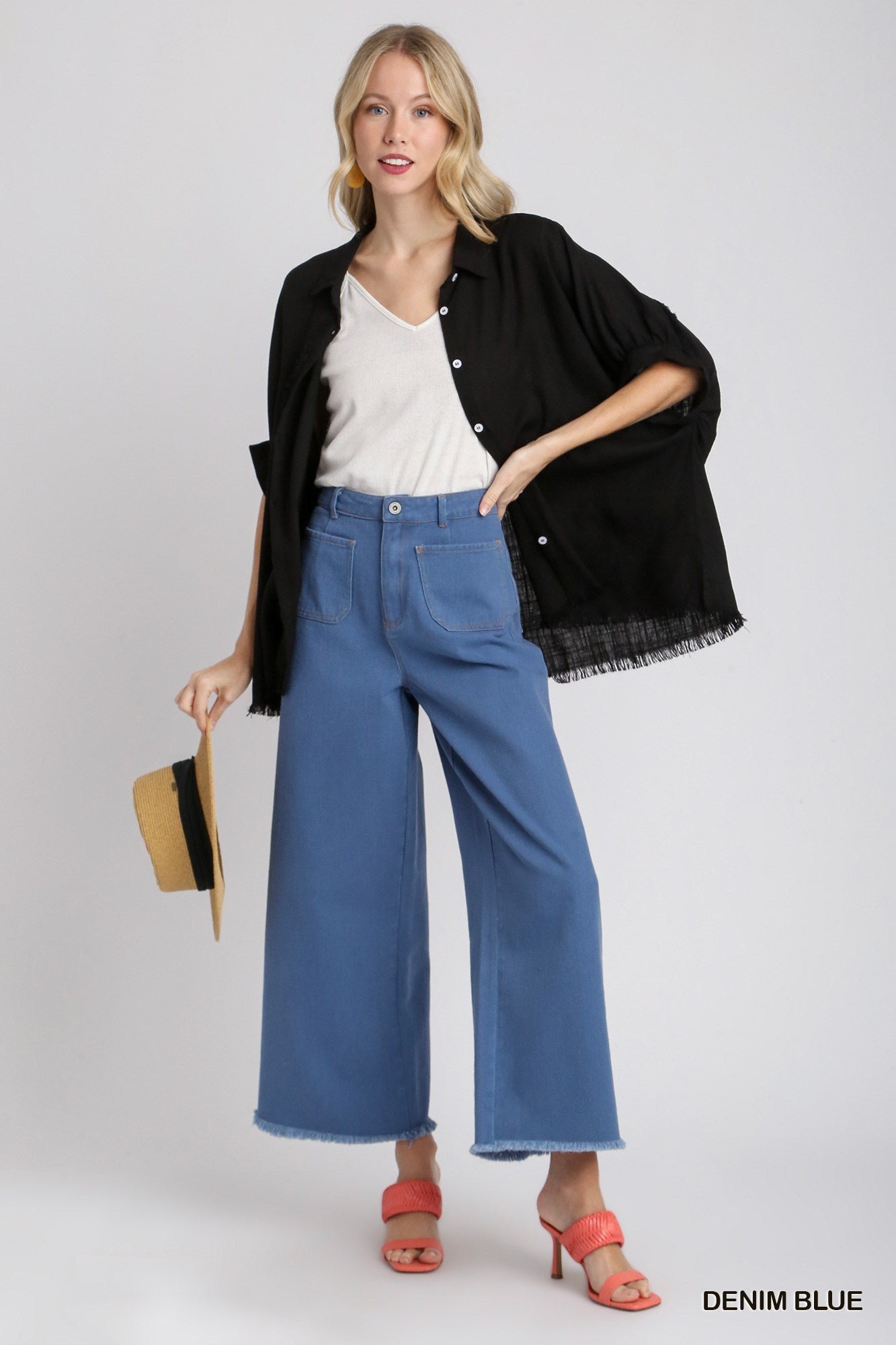 Umgee Regular Wash Front Back Pockets Frayed Hem Pants