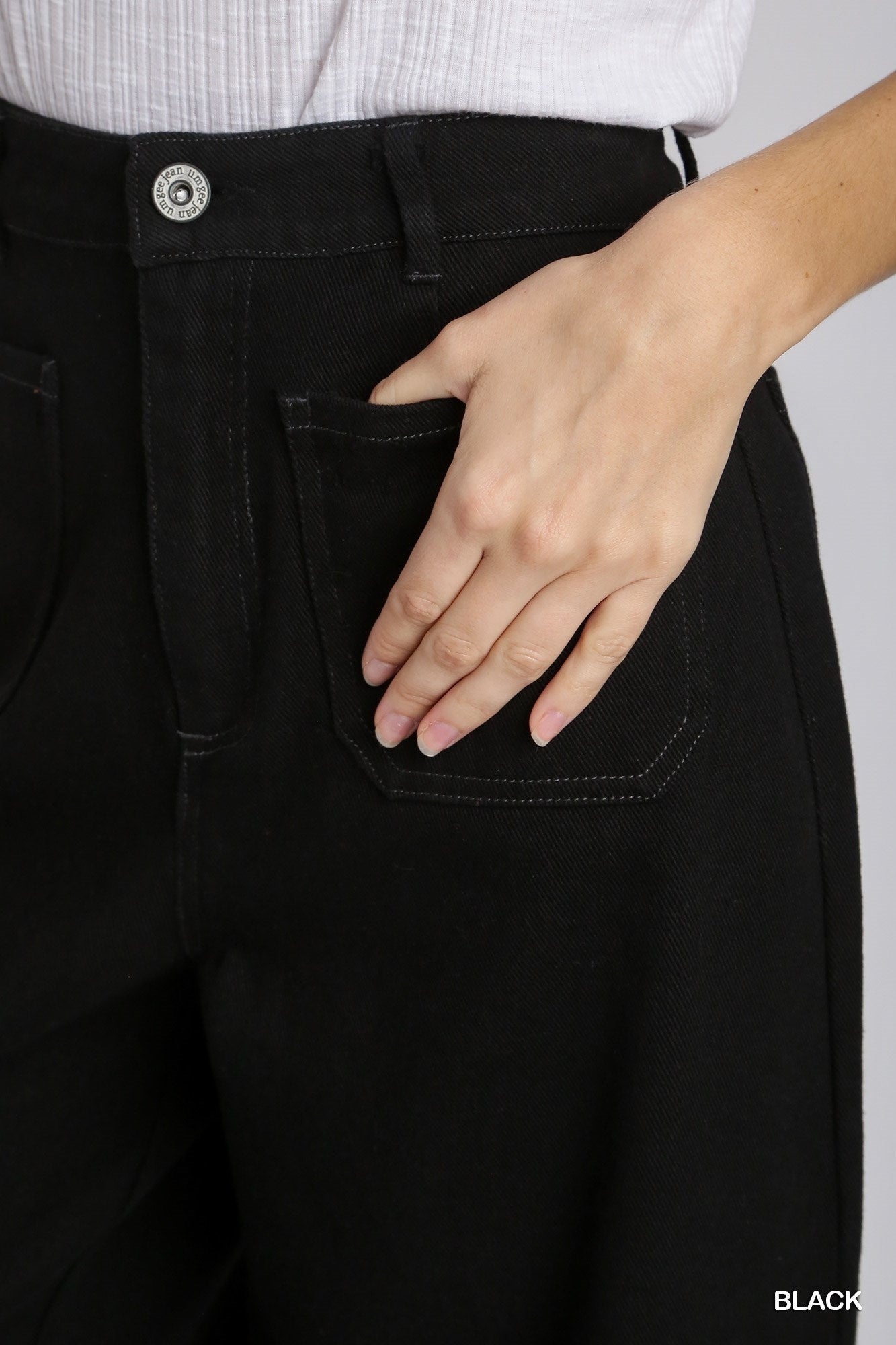 Umgee Regular Wash Front Back Pockets Frayed Hem Pants