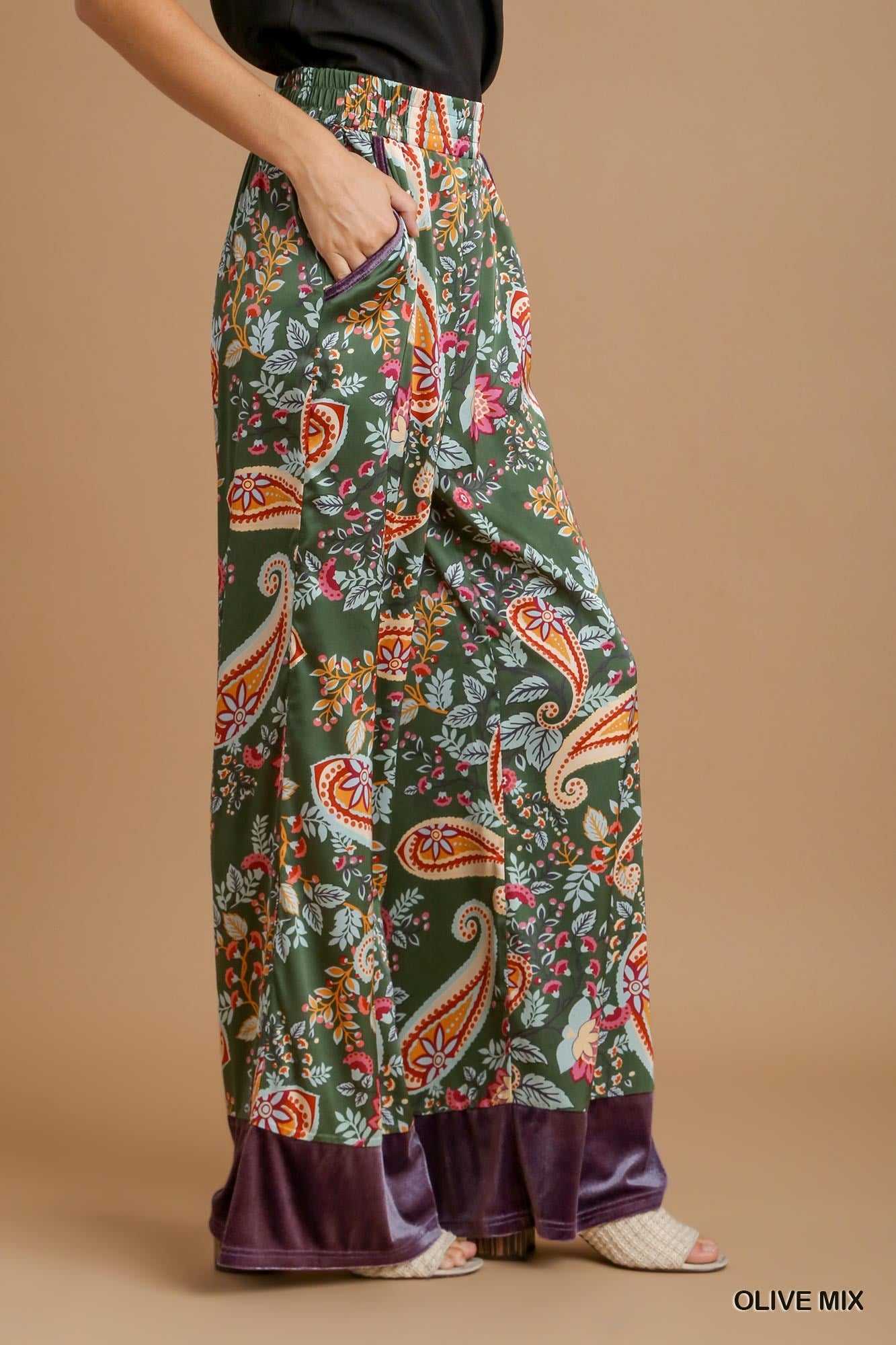 Umgee Paisley Printed Elastic Waistband Long Solid Velvet Pants