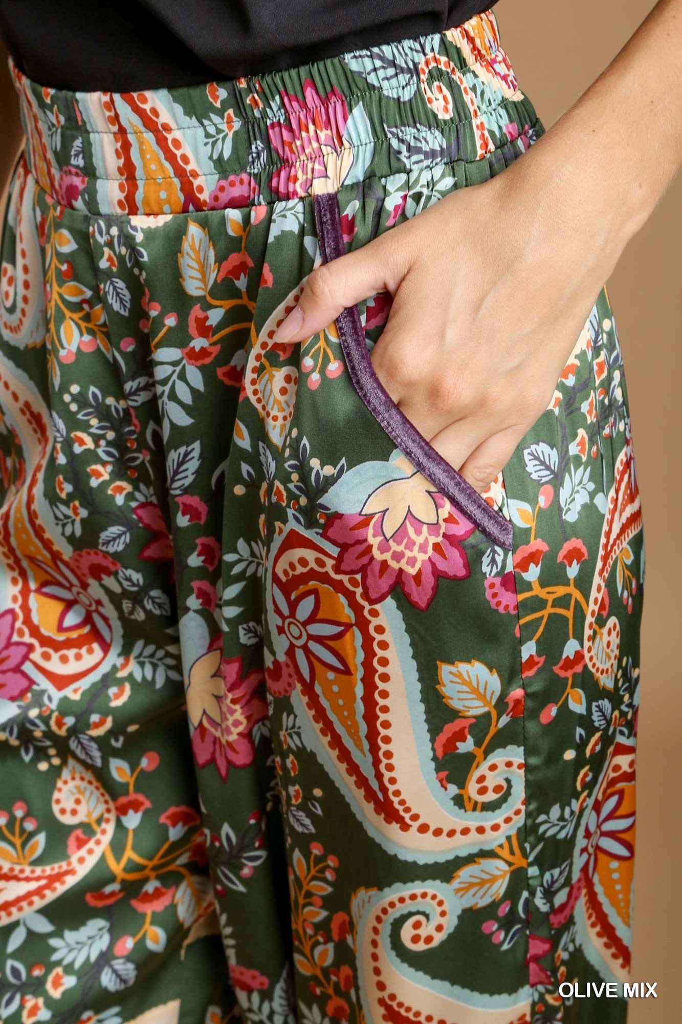 Umgee Paisley Printed Elastic Waistband Long Solid Velvet Pants