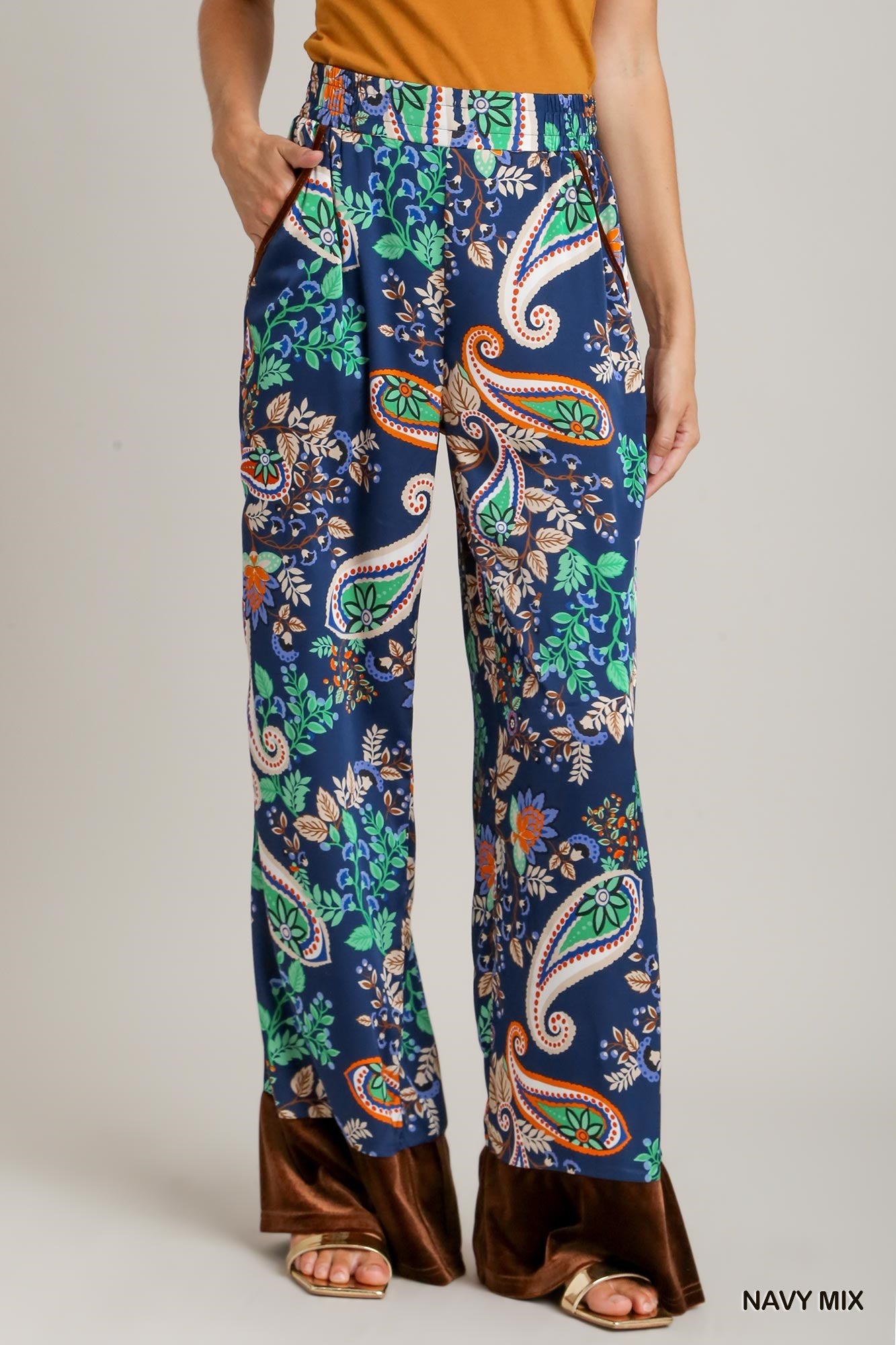 Umgee Paisley Printed Elastic Waistband Long Solid Velvet Pants