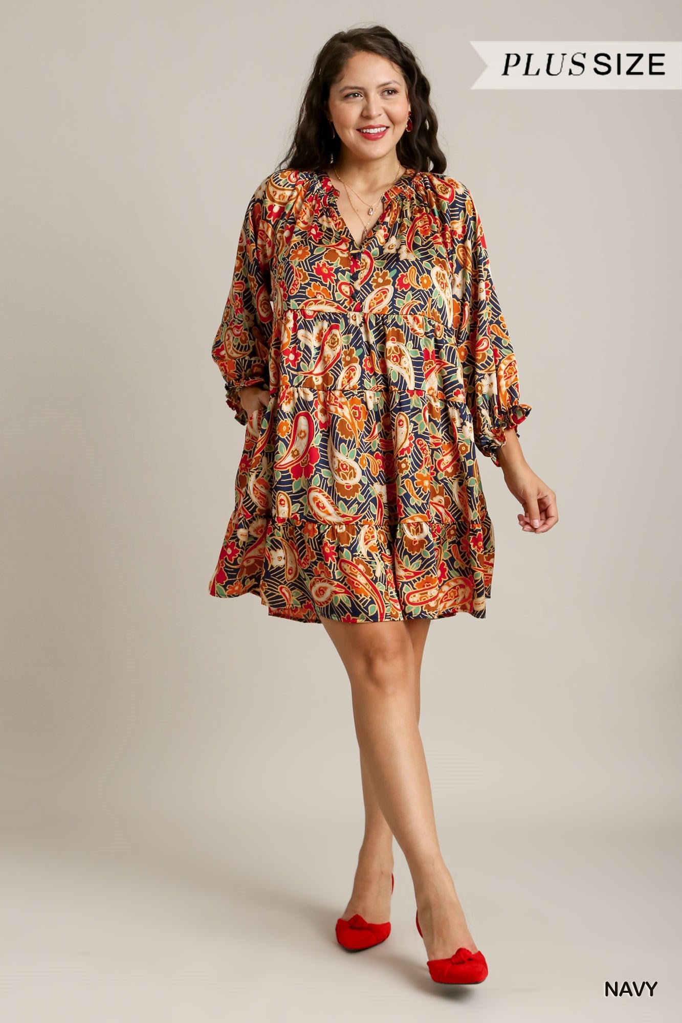 Umgee Plus Satin Paisley V-Notched 3/4 Cuffed Sleeve Side Pockets Dress