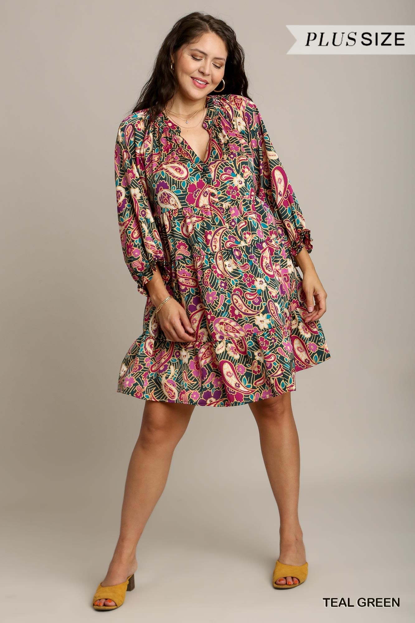Umgee Plus Satin Paisley V-Notched 3/4 Cuffed Sleeve Side Pockets Dress