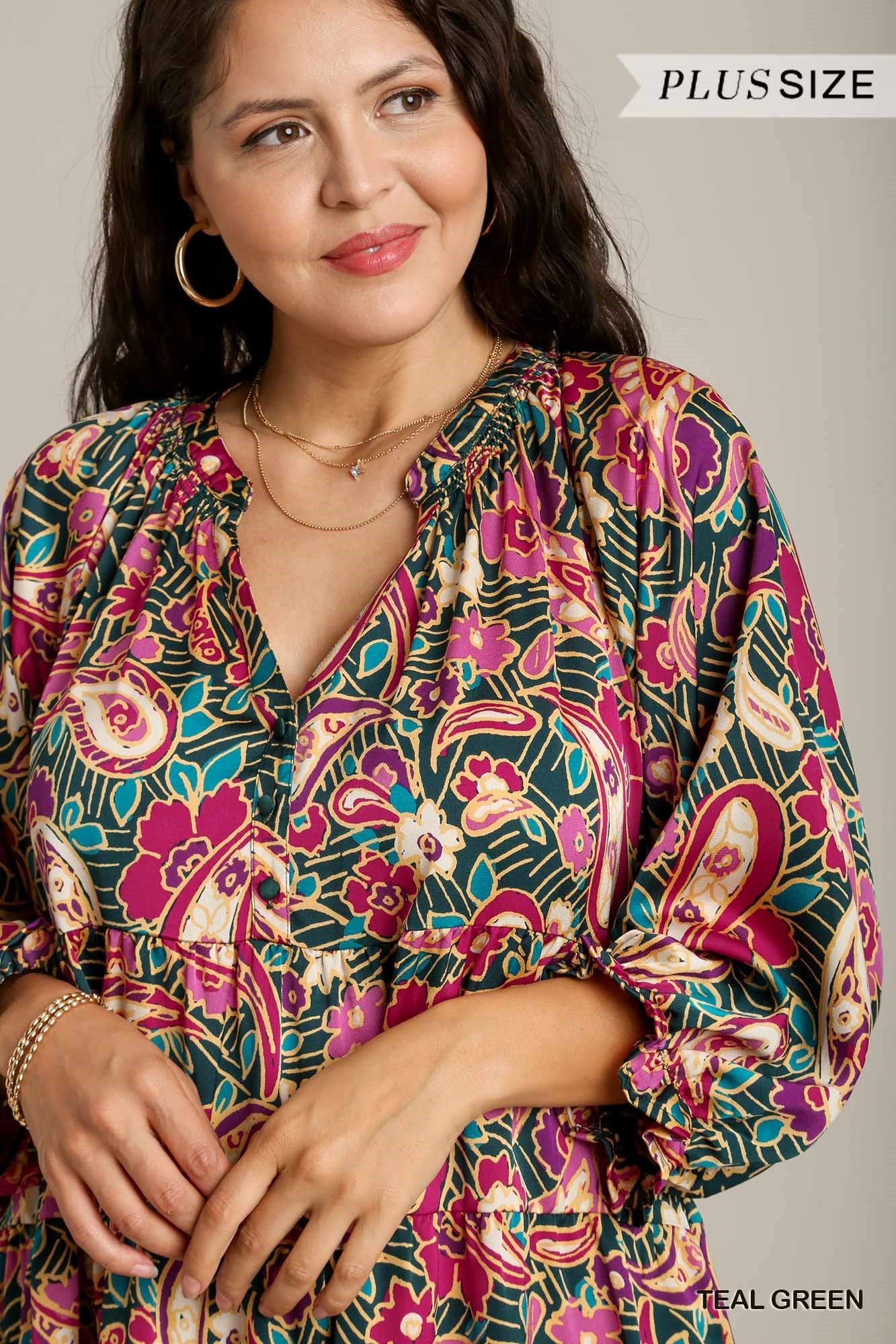 Umgee Plus Satin Paisley V-Notched 3/4 Cuffed Sleeve Side Pockets Dress
