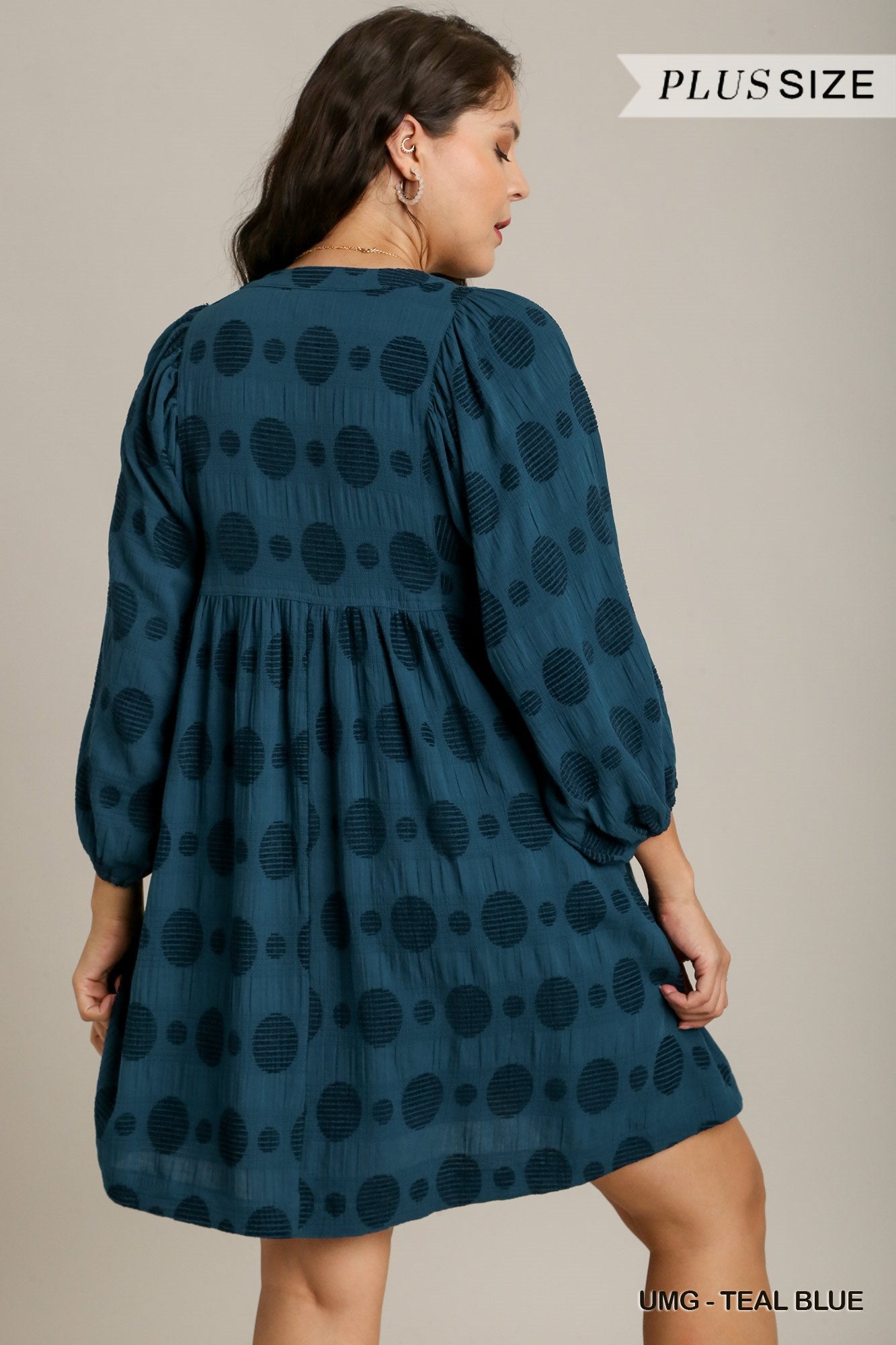Umgee Plus Solid Textured Round Neck Puffy Sleeve Dress