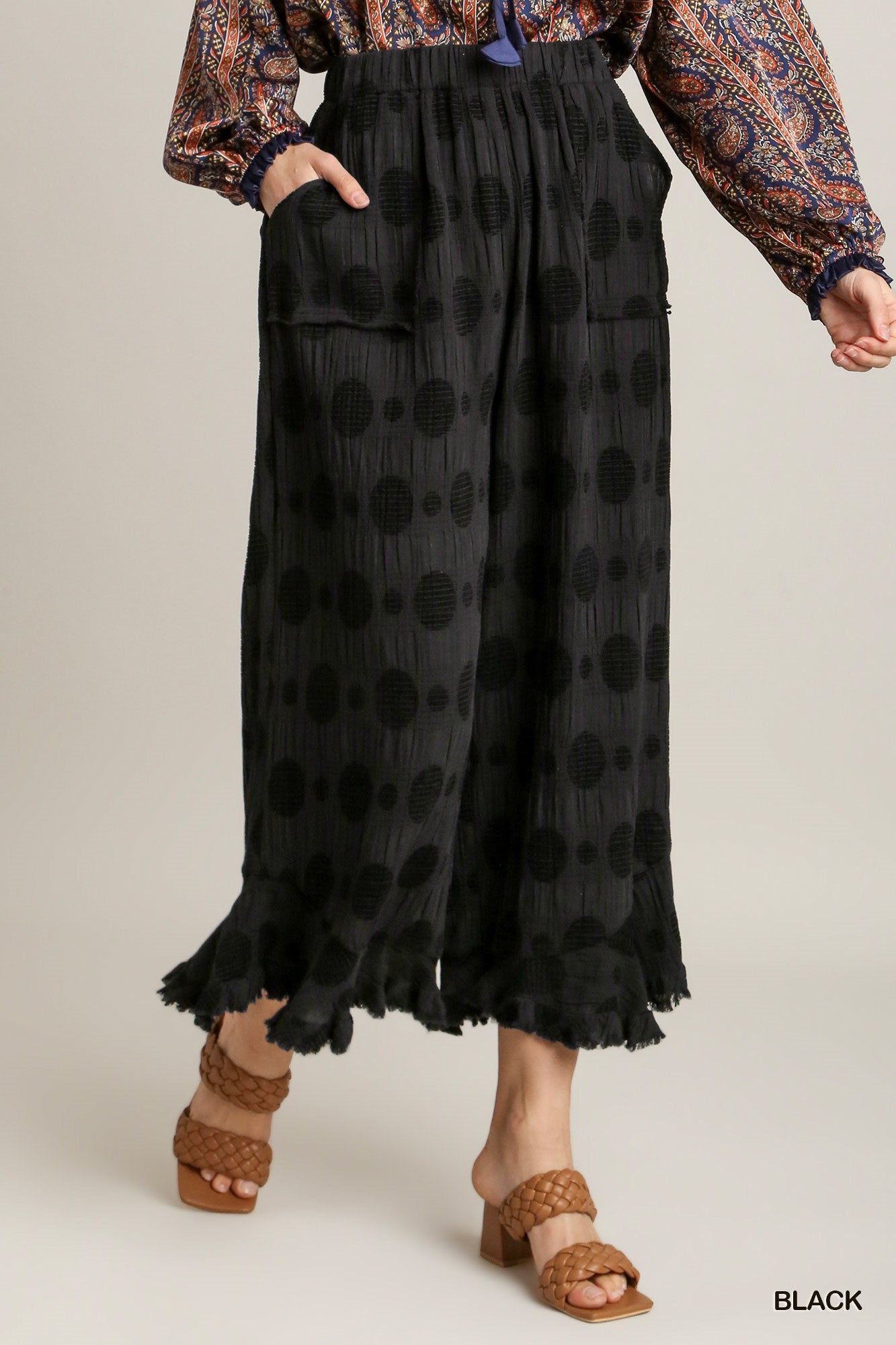 Umgee Solid Dotted Ruffle Trim Side Pockets Pants