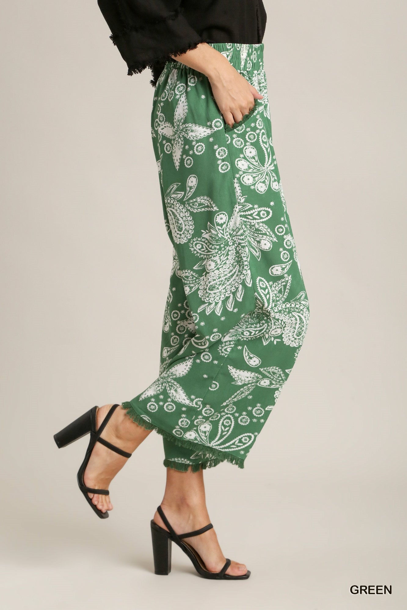 Umgee Paisley Print Elastic Waistband Fray Details Wide Fit Pants