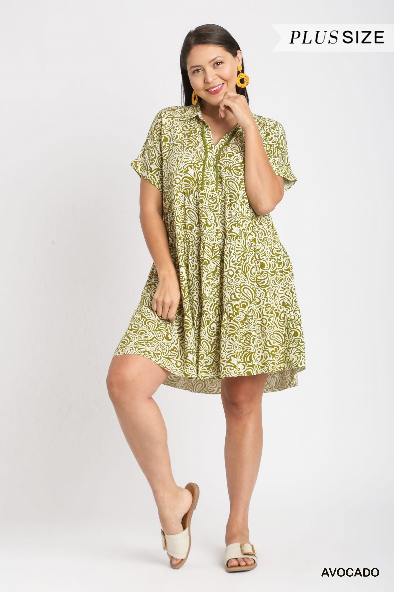 Umgee Plus Floral Paisley Mixed Print Collared V-Neck Tiered Fray Dress