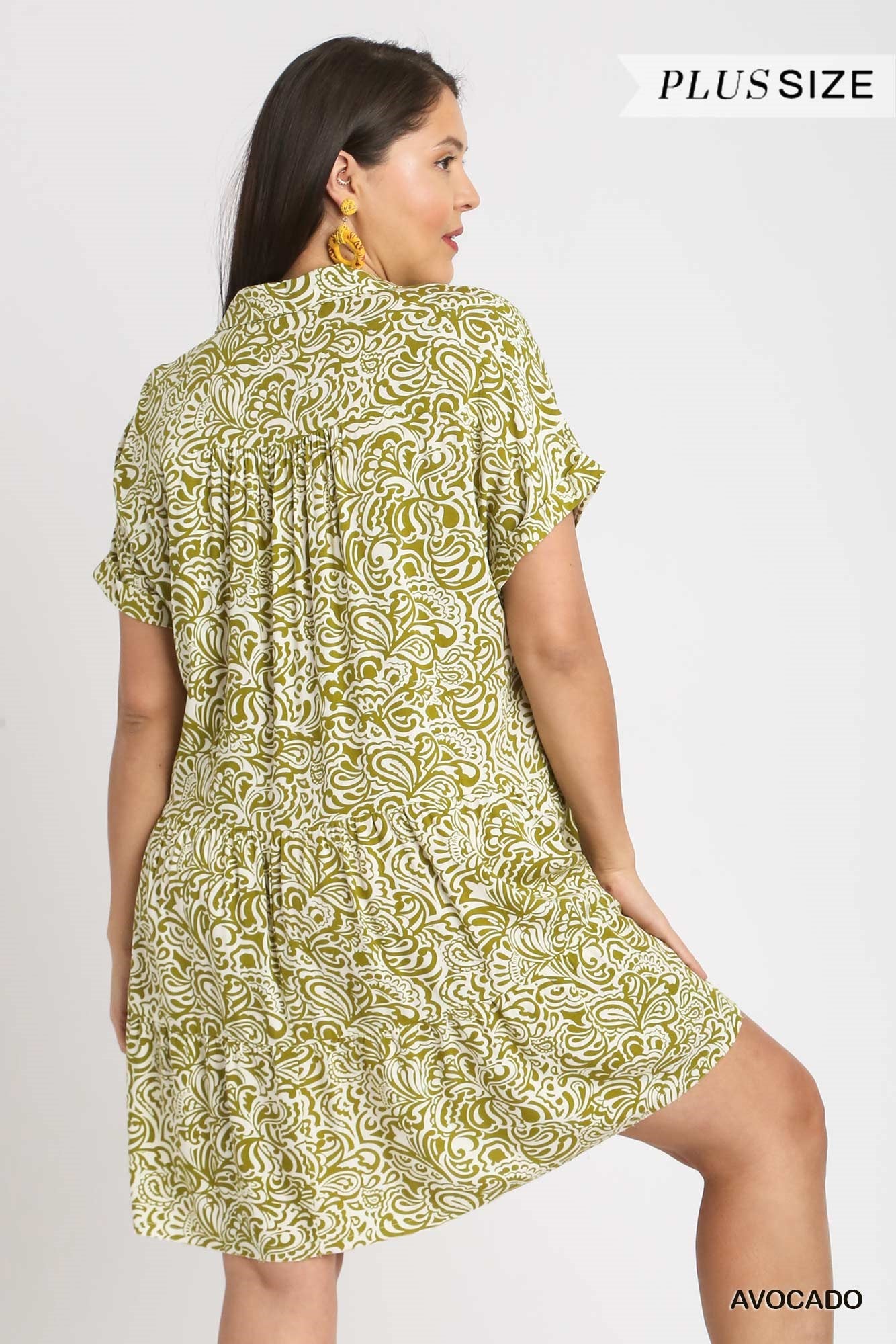 Umgee Plus Floral Paisley Mixed Print Collared V-Neck Tiered Fray Dress