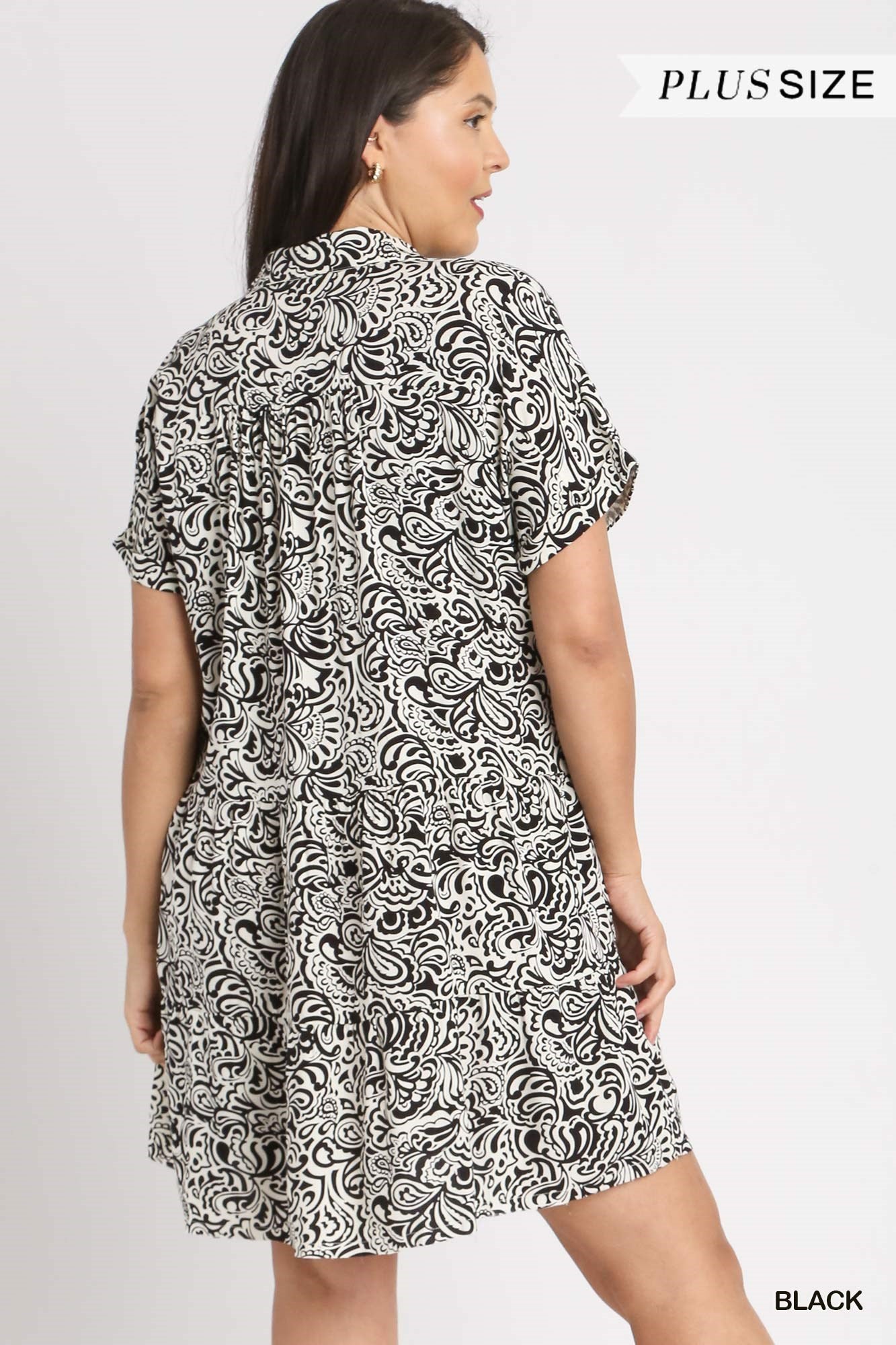 Umgee Plus Floral Paisley Mixed Print Collared V-Neck Tiered Fray Dress