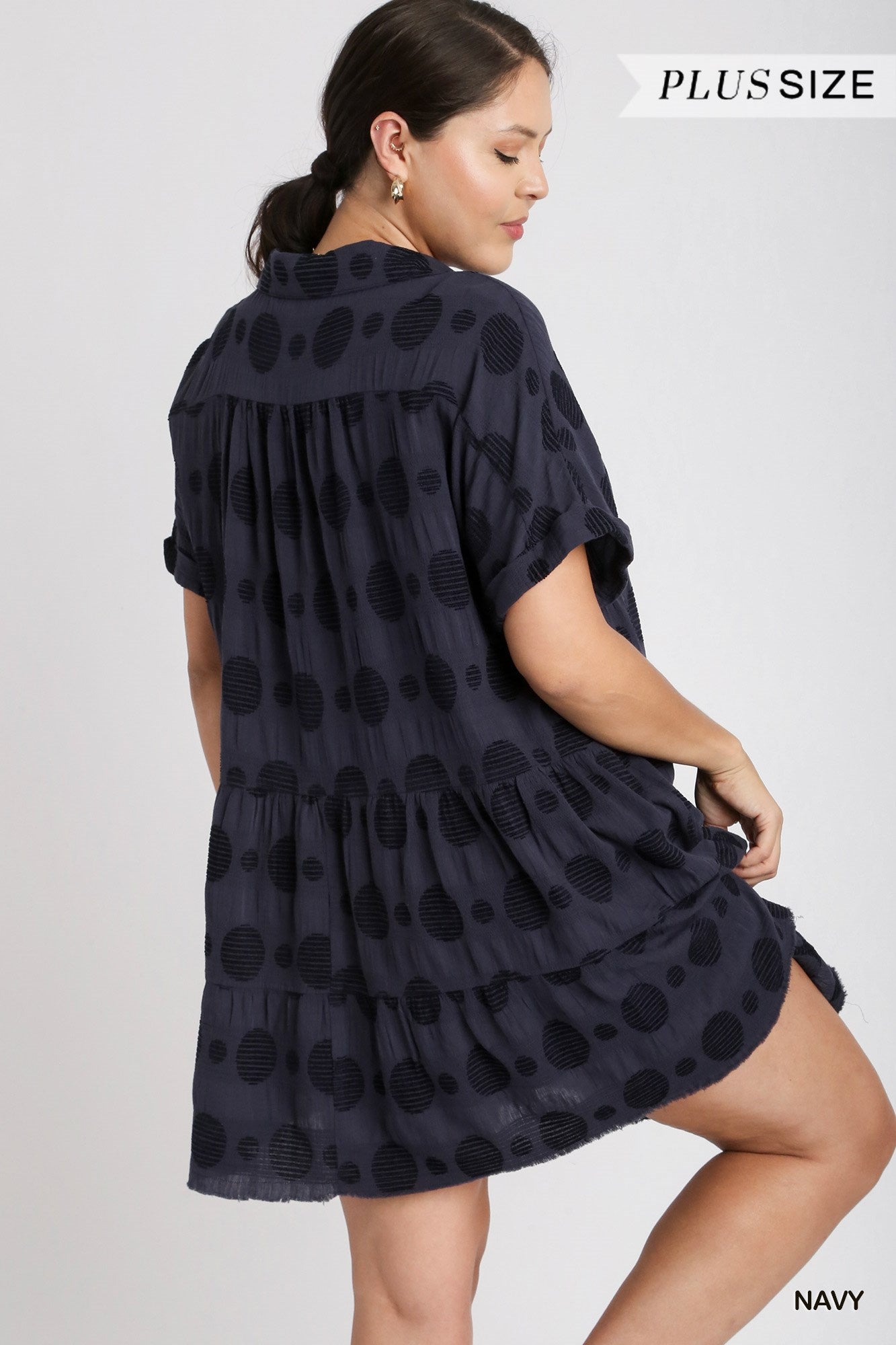 Umgee Plus Swiss Dot Jacquard Tiered Short Sleeve Collared Dress
