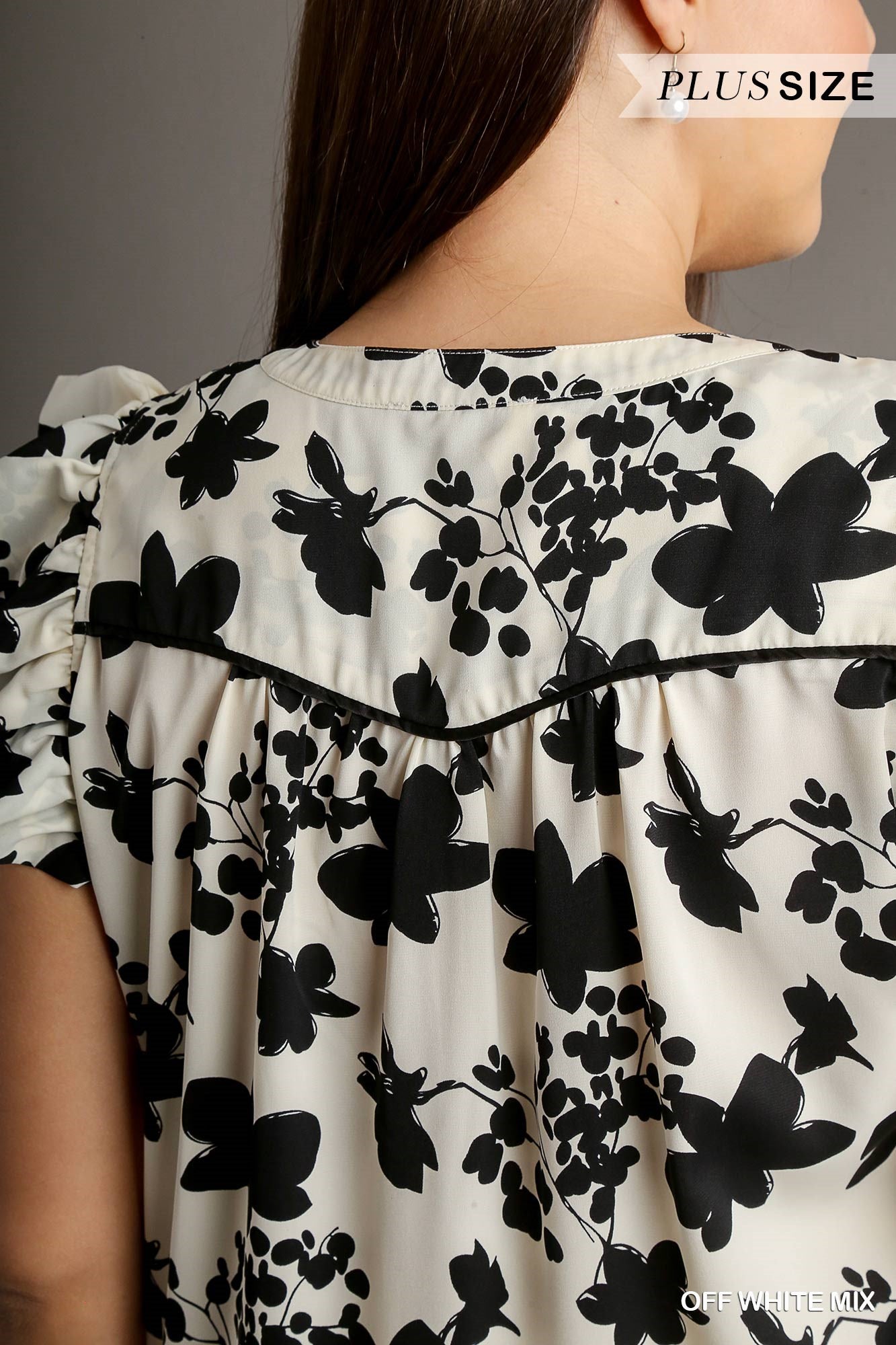 Umgee Plus V-Notched Short Print Tiered Flutter Sleeves Dress