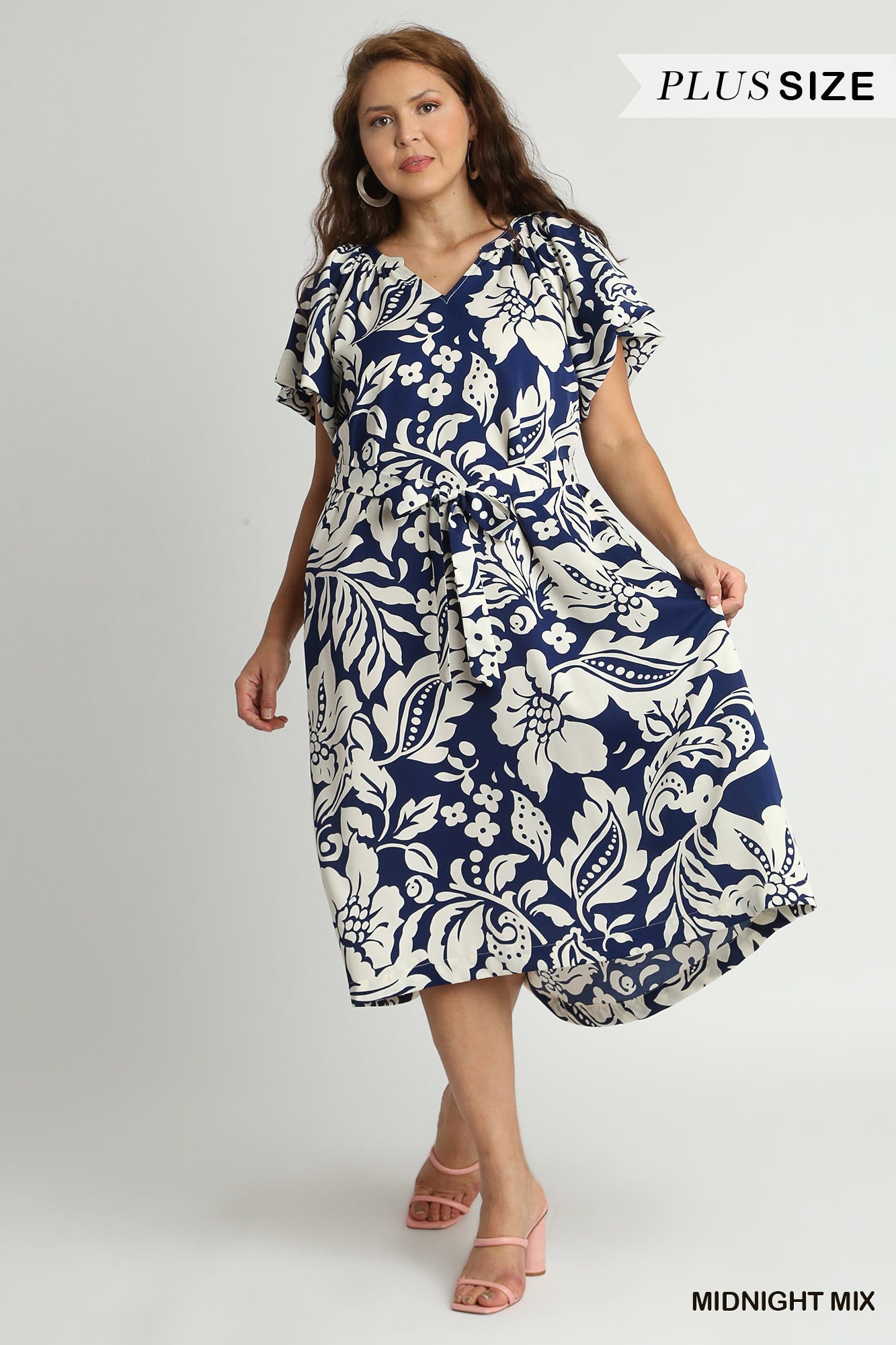 Umgee Plus Two-Tone Split Neck A-Line Raglan Sleeves Waist Tie Belt Midi Dress