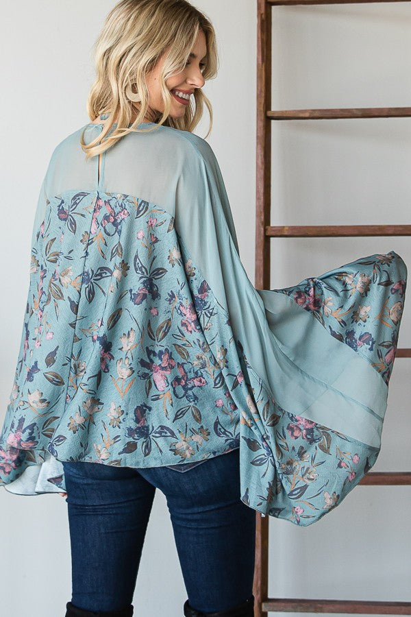 Oli & Hali Floral Print Solid Contrast Bell Sleeves Detail Fl Top