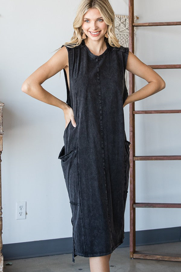 Oli & Hali Mineral Washed Sleeveless Side Pocket Dress