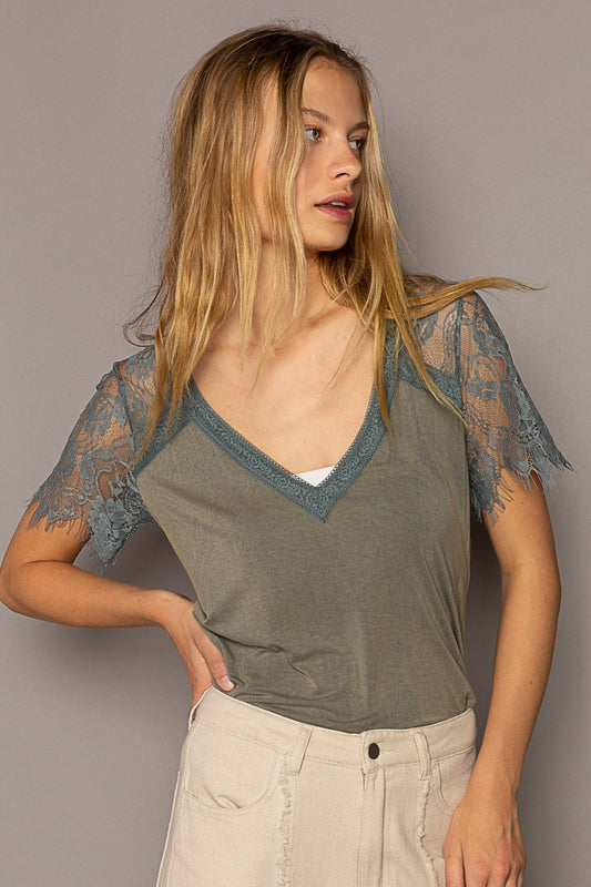 POL 1/2 Lace Sleeve V Neck Relaxed Body Tee Top