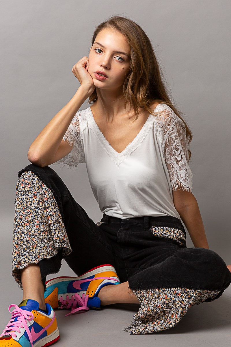 POL 1/2 Lace Sleeve V Neck Relaxed Body Tee Top