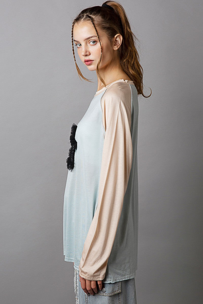 POL Oversize Raglan Long Sleeve Star Patch Front Top