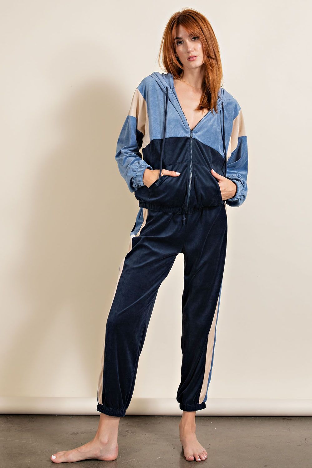 Easel Elastic Waistband Straight Legs Velour Cuffs Jogging Pants