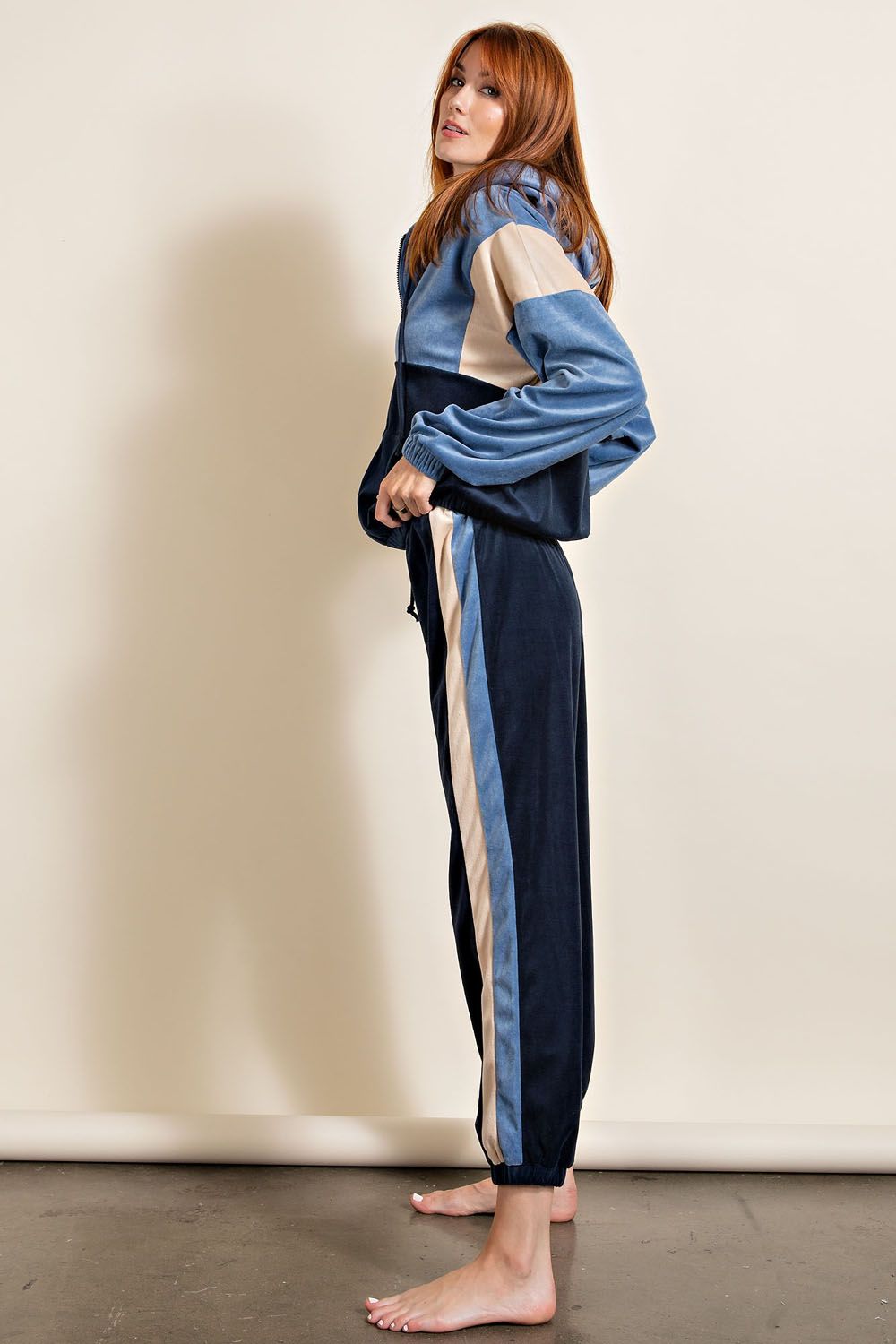 Easel Elastic Waistband Straight Legs Velour Cuffs Jogging Pants