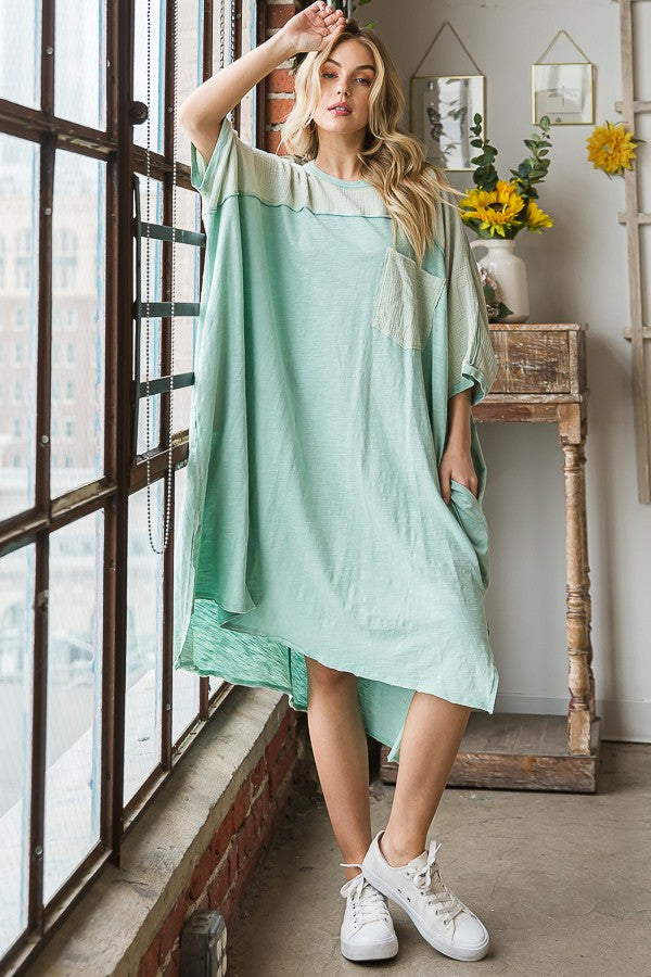 Oli & Hali Mineral Washed Contrast Yoke Box Tee Top