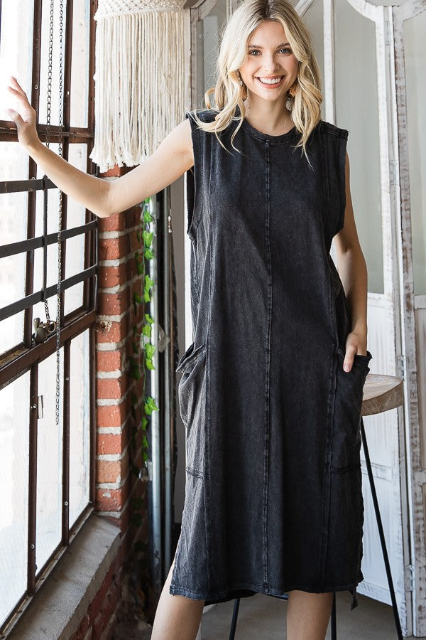 Oli & Hali Mineral Washed Sleeveless Side Pocket Dress
