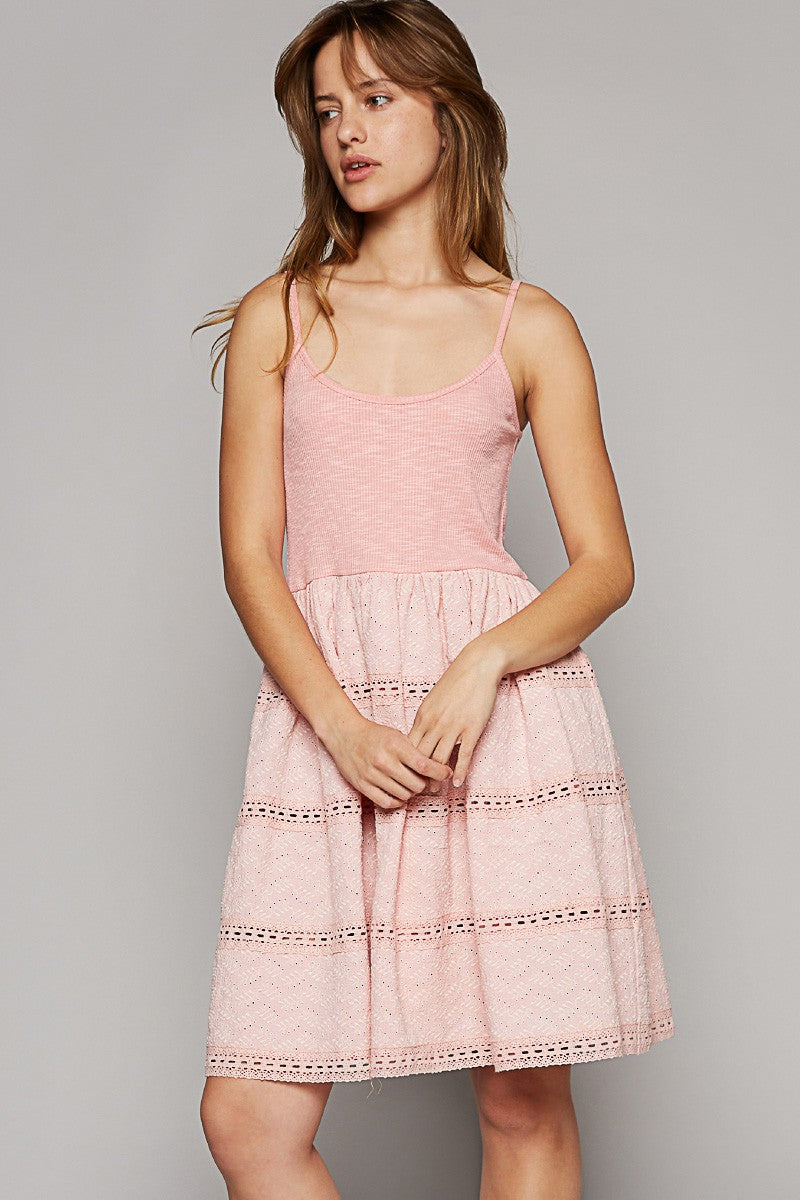 POL Scoop Neck Sleeveless Lace Trim Mixed Dress Top