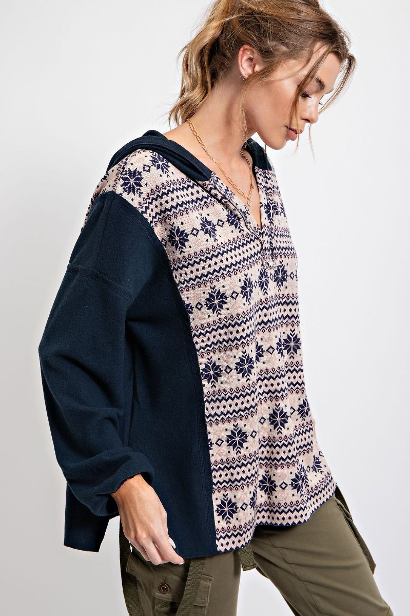 Easel Brushed Snowflake Patterned V Neck Loose Fit Pullover Hoodie - Roulhac Fashion Boutique